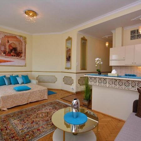 ORANGEHOMES Panorama enjoy apartment Budapeste Exterior foto